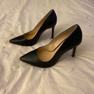 Vince Camuto black pumps